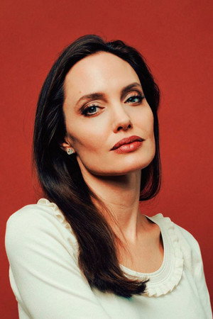 Angelina Jolie profil kép