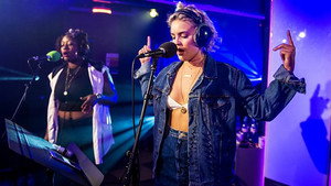 BBC Radio 1's Live Lounge 14. évad Ep.35 35. epizód