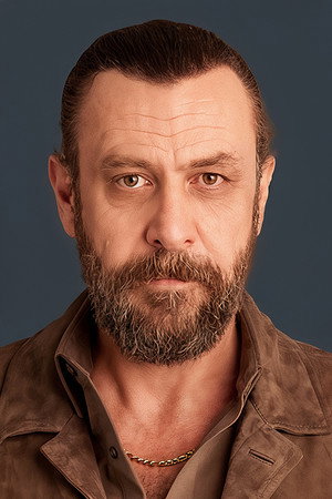 Nejat İşler profil kép