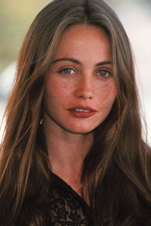 Emmanuelle Béart profil kép