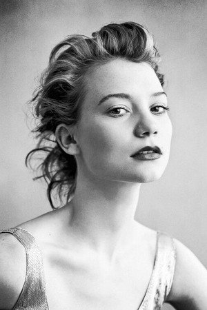 Mia Wasikowska profil kép