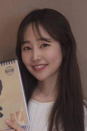김지정