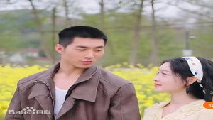 怀上三胞胎后，我被冷面村霸宠上天 kép