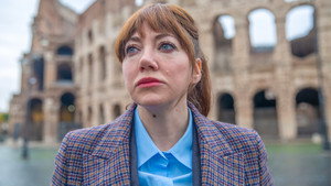 Philomena Cunk szerint a ... Philomena Cunk szerint a világ Ep.2 Rivallások