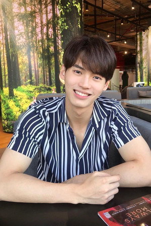 เมธวิน โอภาสเอี่ยมขจร profil kép