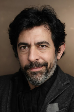 Okan Bayülgen profil kép