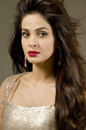 Saba Qamar profil kép