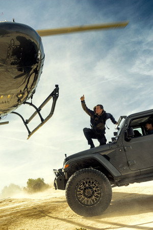 Bear Grylls - Sztárok a vadonban: A kihívás poszter