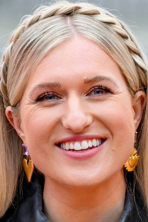 Britt Dekker profil kép