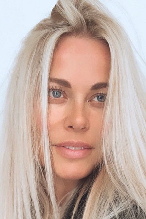 Nicoline Toft profil kép