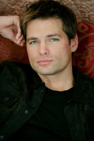 Daniel Cosgrove profil kép