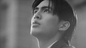 คมเดือน kép