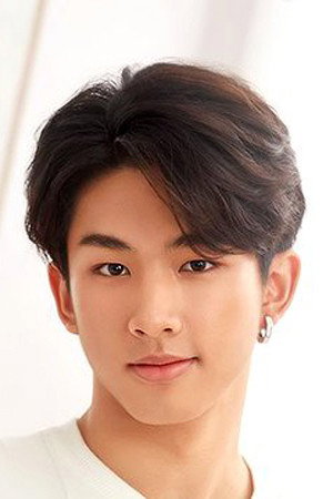 พชร ศิลปสุนทร profil kép