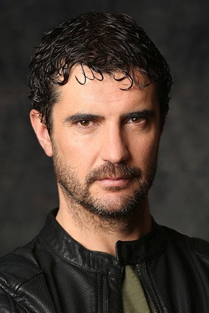 Roberto Chapu profil kép
