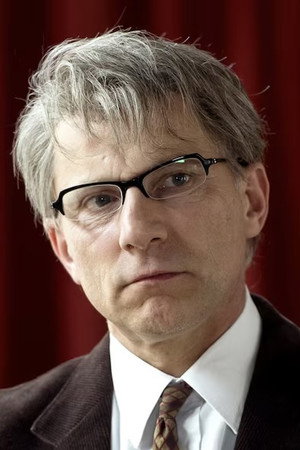 Simon McBurney profil kép