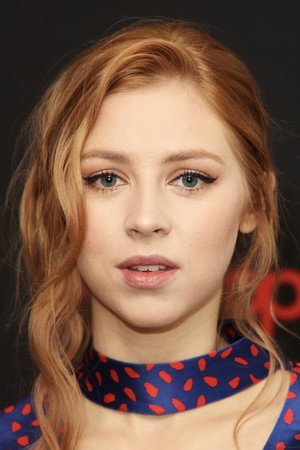 Hermione Corfield profil kép