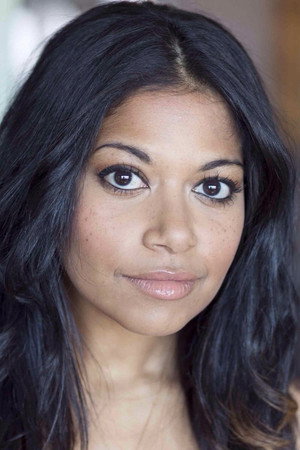 Rebecca Naomi Jones profil kép