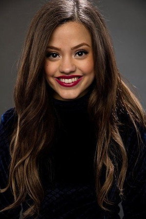 Sarah Jeffery profil kép