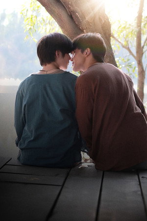 โลกสองใบใจดวงเดียว poszter