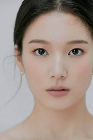 한동희 profil kép