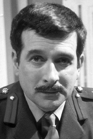 Nicholas Courtney profil kép