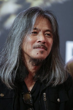 Lav Diaz profil kép