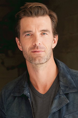 Lucas Bryant profil kép