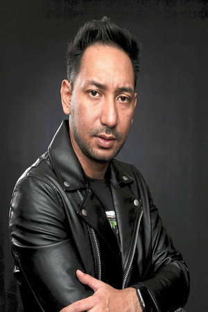 Zizan Razak profil kép