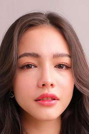Nina Pichayanin Pichayadechakarn profil kép
