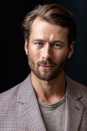 Glen Powell profil kép