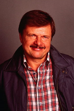 John Karlen profil kép