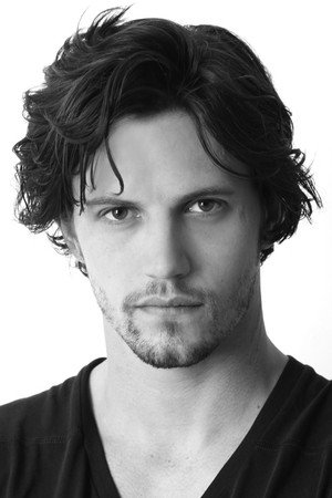 Nathan Parsons profil kép