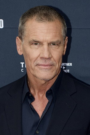 Josh Brolin profil kép