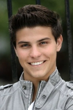 Luke Bilyk profil kép