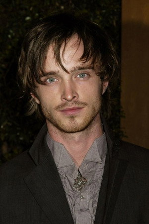 Aaron Paul profil kép