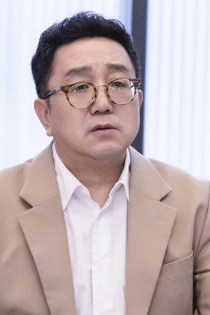 句兆杰 profil kép