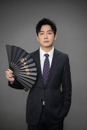 潘粤明 profil kép