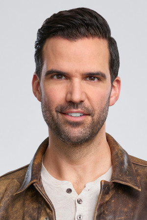 Benjamin Ayres profil kép