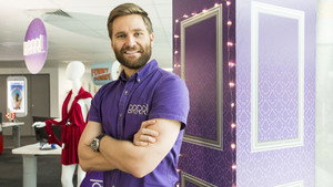 Back in Very Small Business 1. évad Ep.1 1. epizód