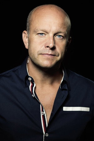 Fredrik Hallgren profil kép
