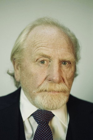 James Cosmo profil kép