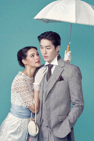 หนึ่งในร้อย poszter