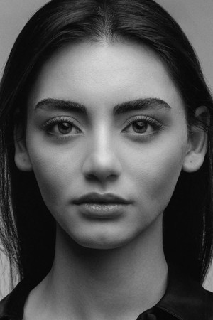 Özge Törer profil kép