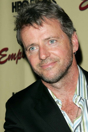 Aidan Quinn profil kép