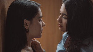 รักขบวนนี้หัวใจเกือบวาย kép