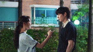 낮에 뜨는 달 1. évad Ep.9 9. epizód