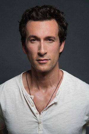 Aaron Lazar profil kép