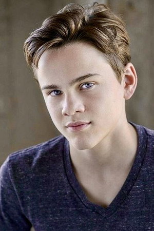 Alex Neustaedter profil kép