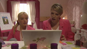 Amika 3. évad Ep.9 9. epizód