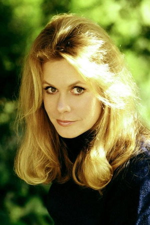 Elizabeth Montgomery profil kép